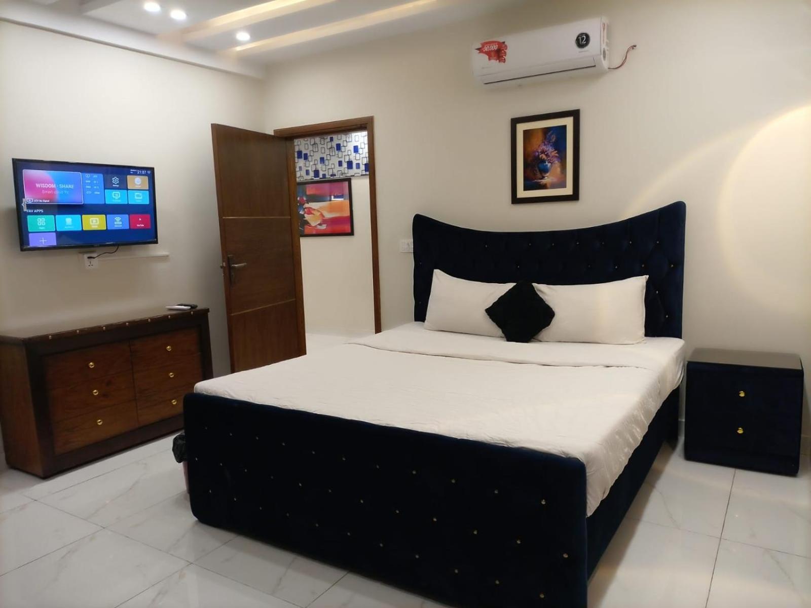 Royal Galaxy Hotel & Residence - Near Islamabad International Airport & Motorway מראה חיצוני תמונה