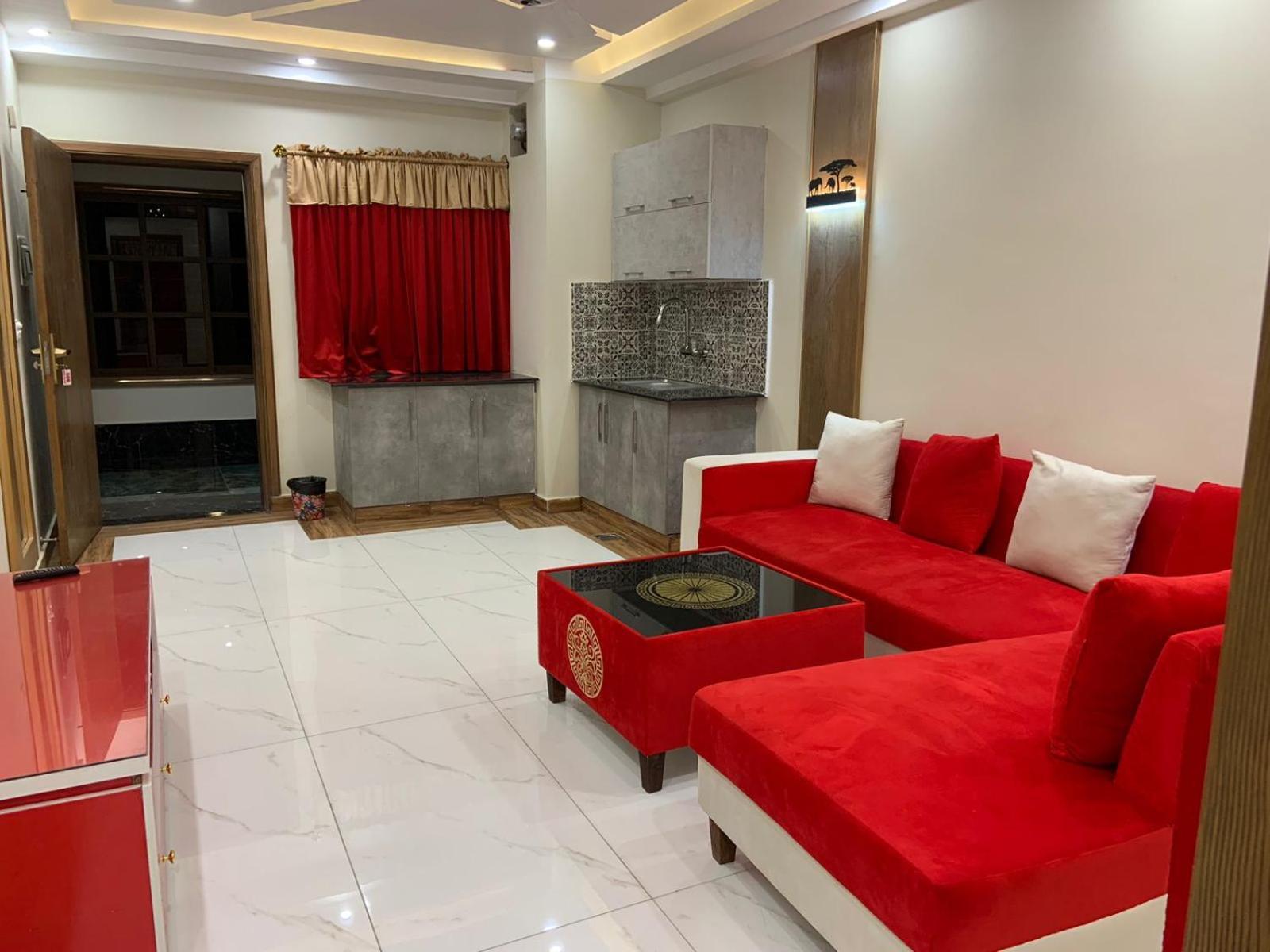 Royal Galaxy Hotel & Residence - Near Islamabad International Airport & Motorway מראה חיצוני תמונה